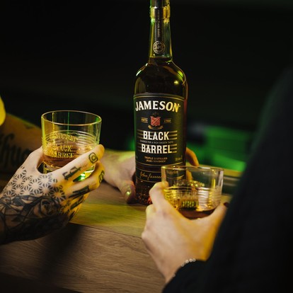 BLACK FRIDAY s JAMESON VHISKEY